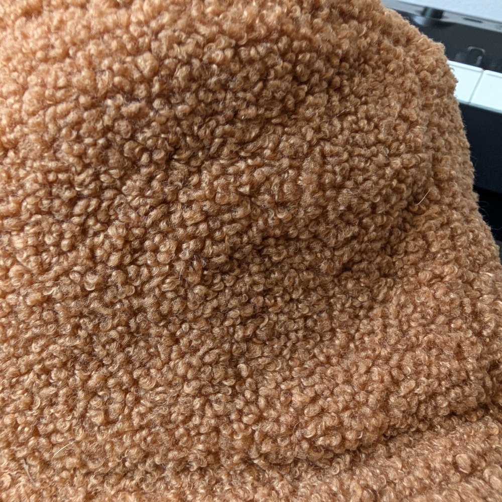 Steve Madden Teddy Bucket Hat‎ | One Size | Camel Brown - Picture 2 of 4